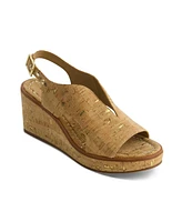 Bernardo Footwear Kuarta Wedge Sandal