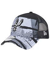 New Era Men's Black/Gray San Antonio Spurs Tip Off A-Frame Trucker 9FORTY Adjustable Hat