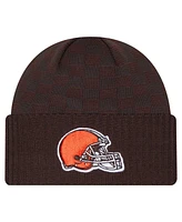 New Era Men's Brown Cleveland Browns Checkered Cuffed Knit Hat