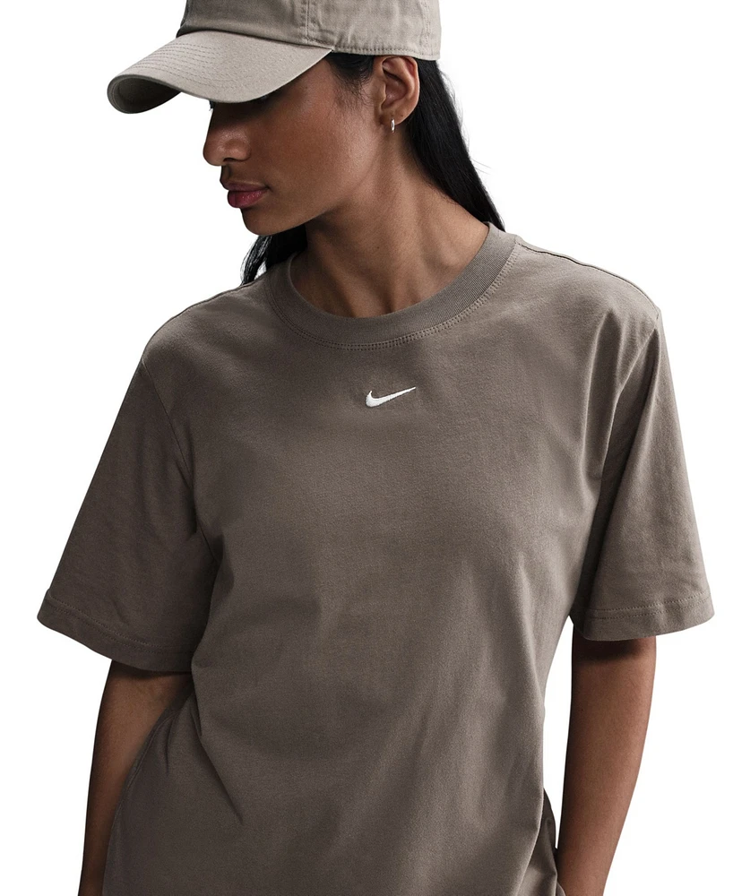 Nike Women's Sportswear T-Shirt