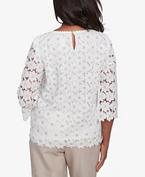 Alfred Dunner Women's Kensington Gardens Daisy Woven Lace Crew Neck Top