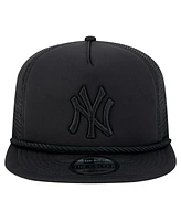 New Era Men's Black New York Yankees Tone Foam Meshback Golfer Snapback Hat