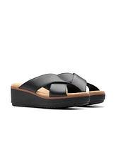 Clarks Collection Women's Wrenly Ivy Wedge Sandals