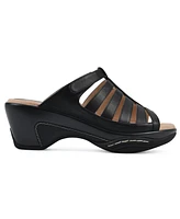 White Mountain Women's Valencia Slip-On Clog Sandals
