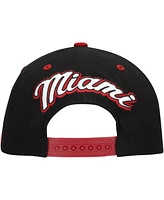 Mitchell & Ness Men's Black/Red Miami Heat Backside Script Two-Tone Pro Crown Adjustable Hat