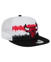 New Era Men's White/Black Chicago Bulls Dip-Dye 9FIFTY A-Frame Trucker Snapback Hat