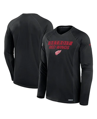 Fanatics Men's Black Detroit Red Wings Authentic Pro Rink Tech Long Sleeve T-Shirt