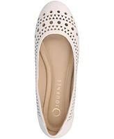 Journee Collection Women's Kamrah Round Toe Dress Flats