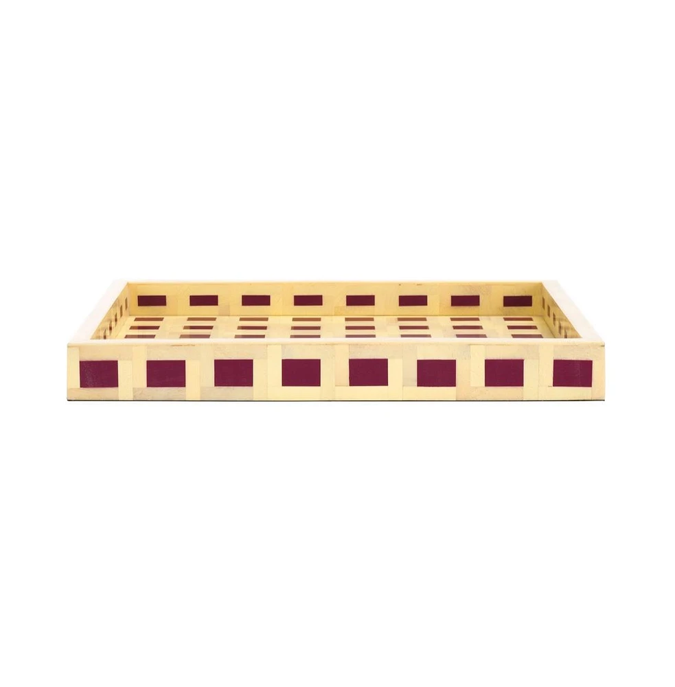 Sati, Tray