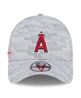 New Era Men's Gray Los Angeles Angels 2025 Mlb Clubhouse 39THIRTY Flex Hat