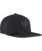 Mitchell & Ness Men's Black Pittsburgh Penguins Soul Strike Cultivated-Pearl Tonal Snapback Hat