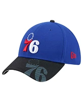 New Era Men's Royal/Black Philadelphia 76ers Sport Night Visor Hit 39THIRTY Flex Hat