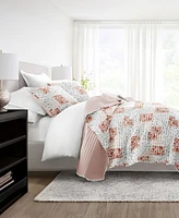 ienjoy Home Scrolled Patchwork Reversible -Pc. Quilt Set