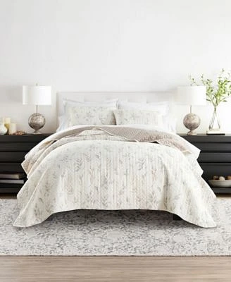 Ienjoy Home Watercolor Leaves Stripe Reversible Quilt Sets