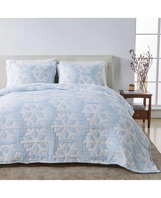 Winter-Themed Snowflake Matelasse Quilt Set with Shams