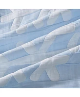 Winter-Themed Snowflake Matelasse Quilt Set with Shams