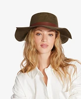 Steve Madden Buckled Scalloped Felt Hat