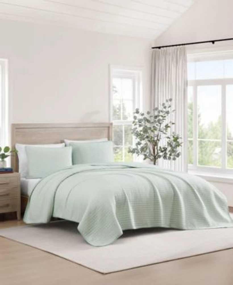 Tommy Hilfiger Ithaca Stripe Cotton Reversible Quilt Set