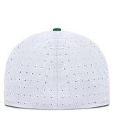 Nike Men's White Oregon Ducks On-Field Dugout True Performance Fitted Hat