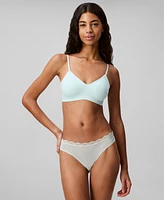 Calvin Klein Women's Invisibles Gel Wire Lightly Lined Bralette QF7142