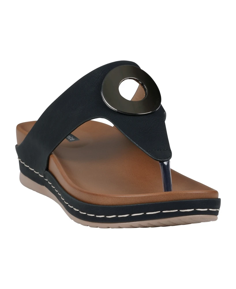 Gc Shoes Women's Seli Thong Wedge Sandals