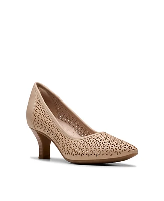 Clarks Collection Women's Kepley Sky Slip-On Pumps