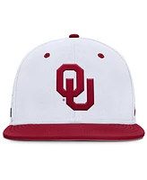 Nike Men's White Oklahoma Sooners On-Field Dugout True Performance Fitted Hat