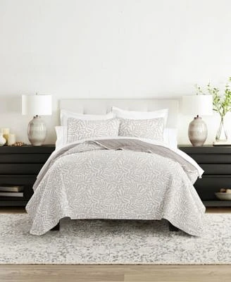 Ienjoy Home Tossed Ferns Reversible Quilt Sets