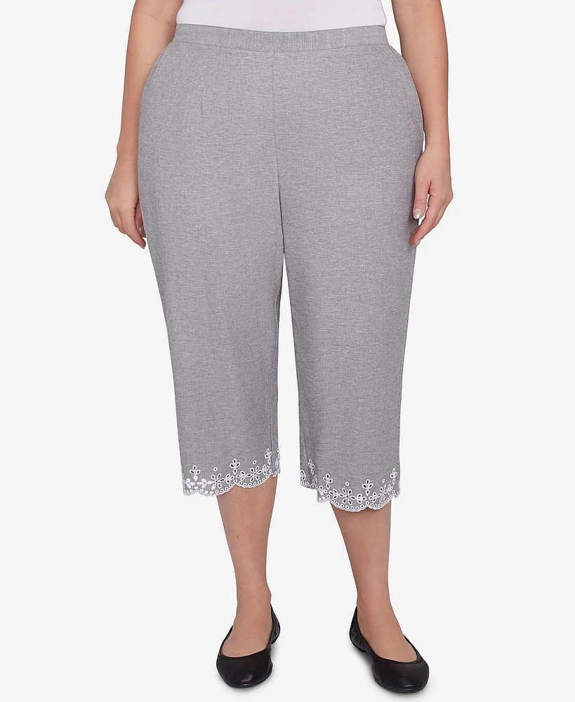 Alfred Dunner Plus Crystal Springs Eyelet Embroidered Capri Pants