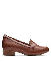 Clarks Women's Juliet Bay Slip-On Loafer Flats