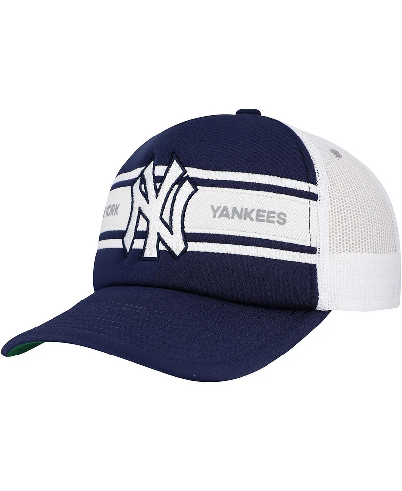 Mitchell & Ness Men's Navy New York Yankees Sideline Trucker Adjustable Hat