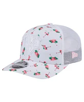 New Era Men's White Chicago Bears Adventure Flamingo Pattern 9SEVENTY Stretch-Snap Hat