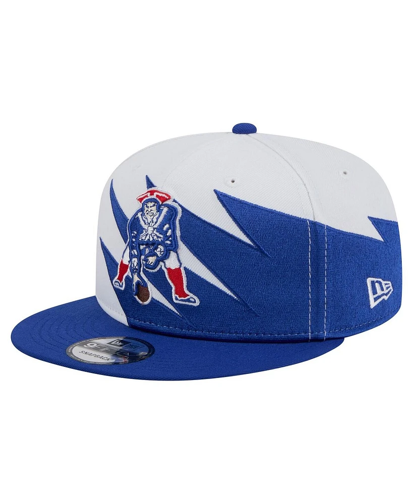 New Era Men's Royal New England Patriots Throwback Jagged 9FiFTY Snapback Hat