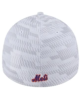 New Era Men's White New York Mets Graded 39THIRTY Stretch Fit Hat