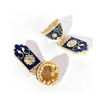 Sohi Women's Floral Drop Earrings