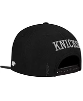 Pro Standard Men's Cream/Black New York Knicks French Terry Snapback Hat