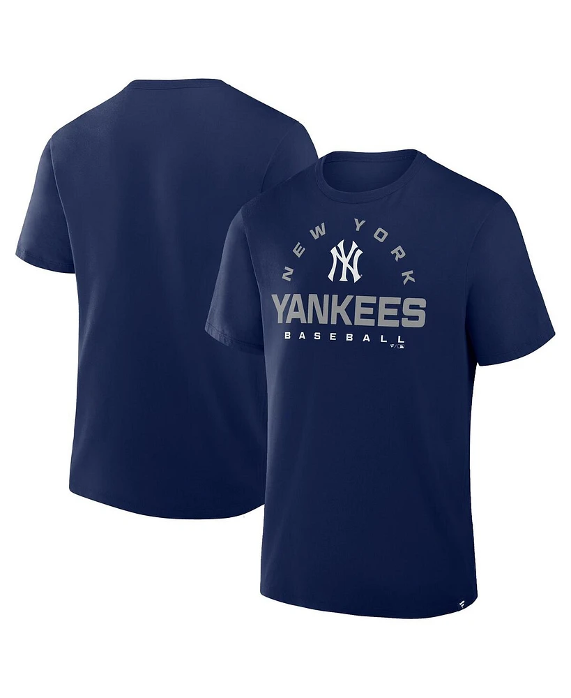 Fanatics Men's Navy New York Yankees Clubhouse Legacy Primary Play T-Shirt