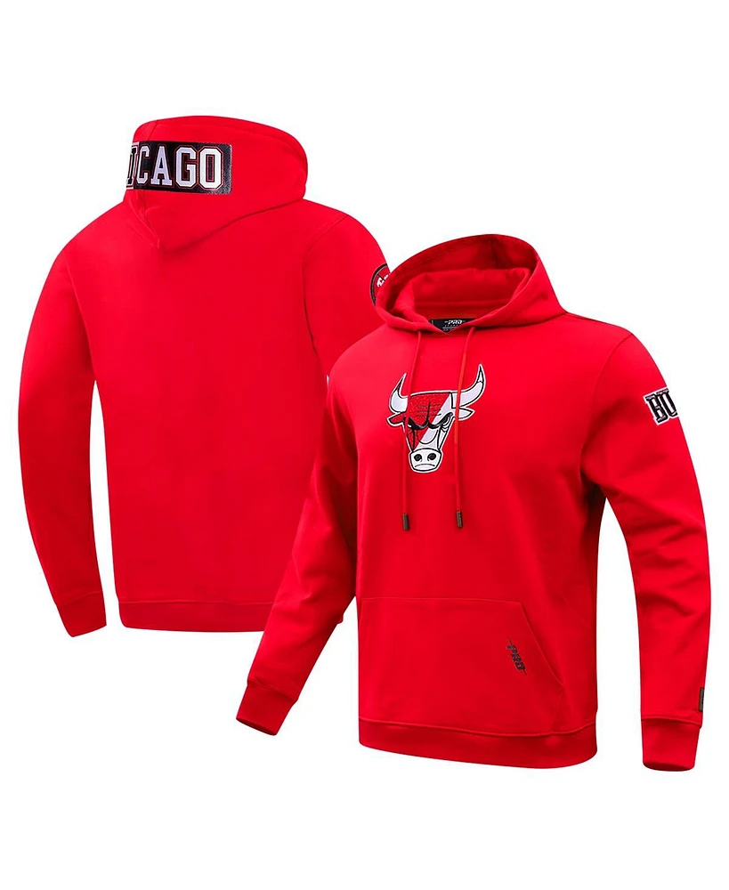 Pro Standard Men's Red Chicago Bulls Split Logo Pullover Hoodie