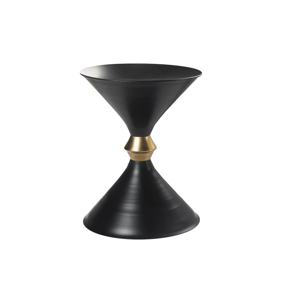 Iron Side Table – Compact and Stylish End Table for Modern or Rustic Interiors