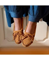 Minnetonka Women's Kilty Softsole Moccasins