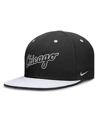 Nike Men's Black/White Chicago White Sox True Primetime Two-Tone Performance Fitted Hat