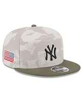 New Era Men's Light Beige/Olive New York Yankees 2025 Armed Forces Day Split Panel 9FIFTY Snapback Hat