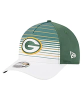 New Era Men's White/Green Green Bay Packers Adventure Gradient 9FORTY M-Crown A-Frame Adjustable Hat