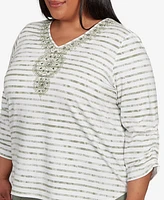Alfred Dunner Plus Textured Medallion Top