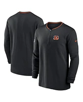 Nike Men's Black Cincinnati Bengals Coach Half-Zip Sweatshirt