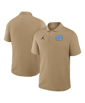 Jordan Men's Tan North Carolina Tar Heels Primetime Victory Primary Logo Performance Polo Shirt
