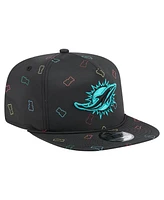 New Era Men's Black Miami Dolphins Gummy Golfer Snapback Hat