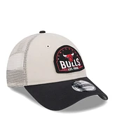 New Era Men's Khaki/Black Chicago Bulls Throwback Patch Trucker 9FORTY Adjustable Hat