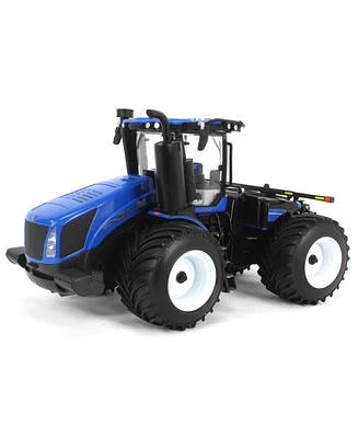 Ertl 1/32 New Holland T9.700 Tractor with Lsw Tires Prestige Collection