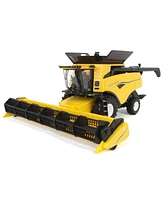 Ertl 1/32 New Holland CR8.90 Combine with Draper & Grain Heads